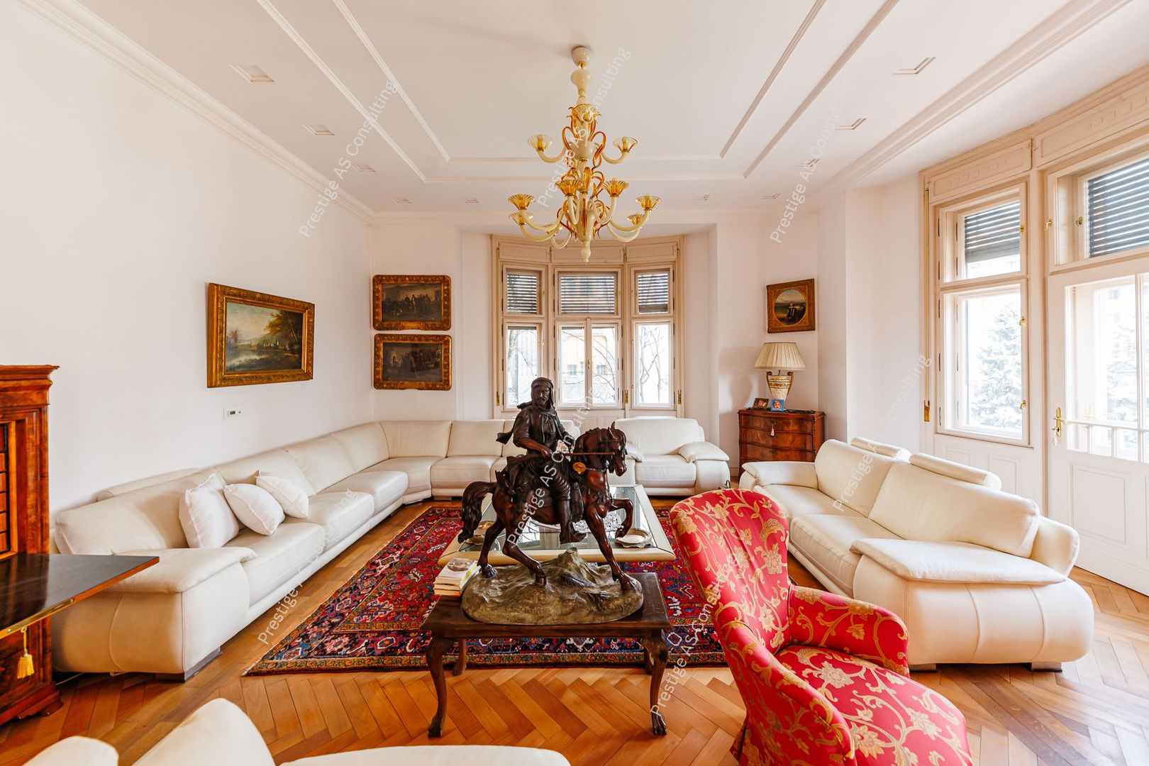 Resedinta patrimoniala de 222 mp | Piata Victoriei | Cladire istorica-Lift - Poză 1