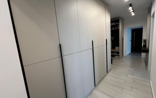 Apartament premium cu 3 camere, suprafață generoasă și loc de parcare - Poză 15