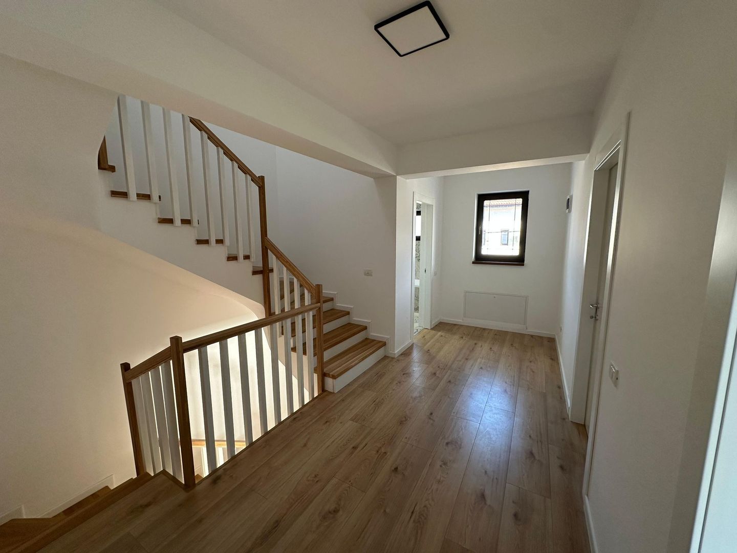 Casa moderna cu mansarda |de inchiriat | Voluntari - Poză 20