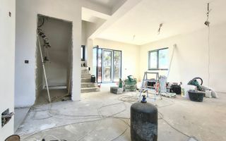 Vila moderna 6 camere // 190mp // teren 300mp // Tunari - Poză 9