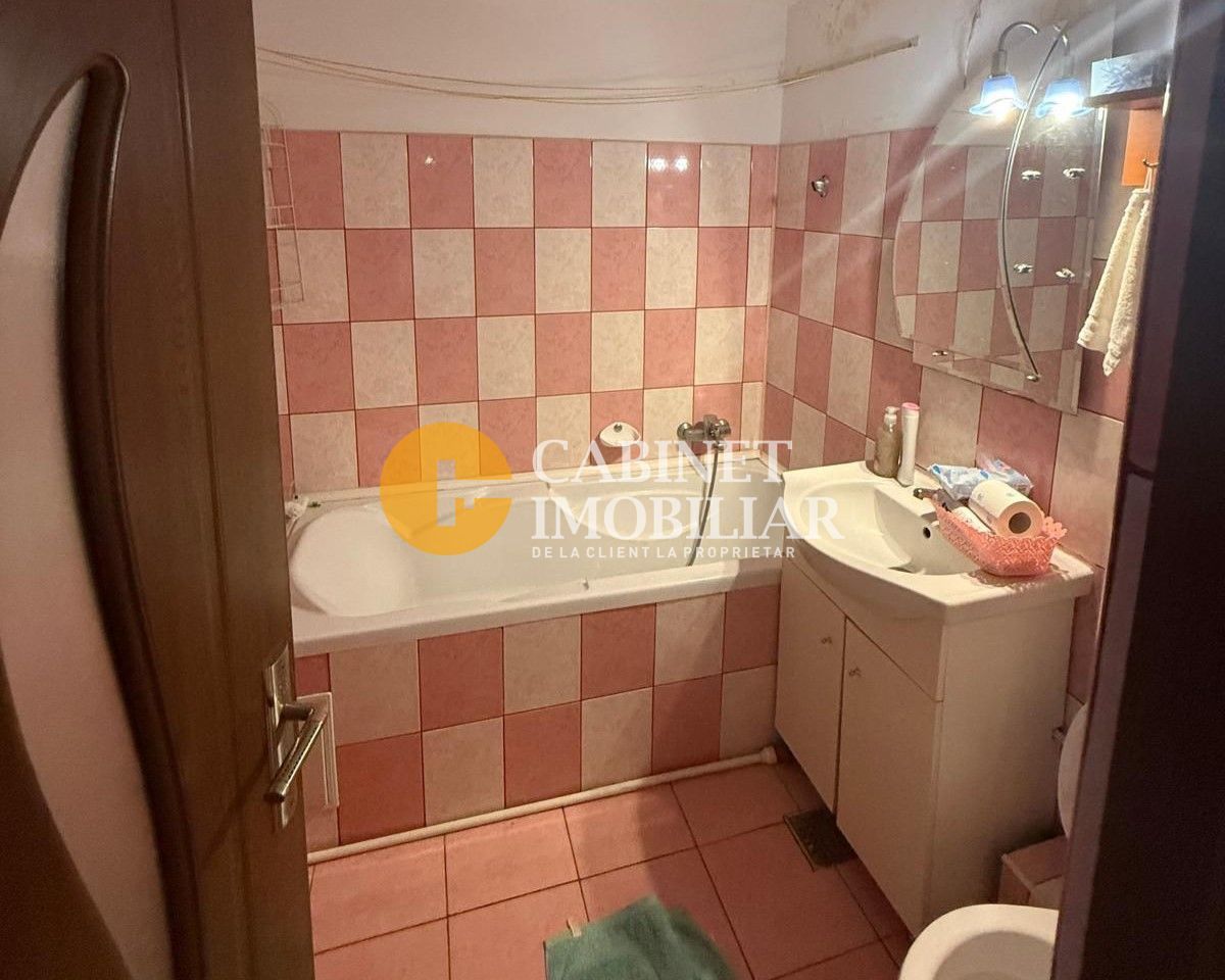 2 Camere DECOMANDAT - BLOC 1982 - CANTA - Poză 2