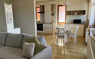 Apartament spectaculos dispus pe 2 nivele-Baciu - Poză 1