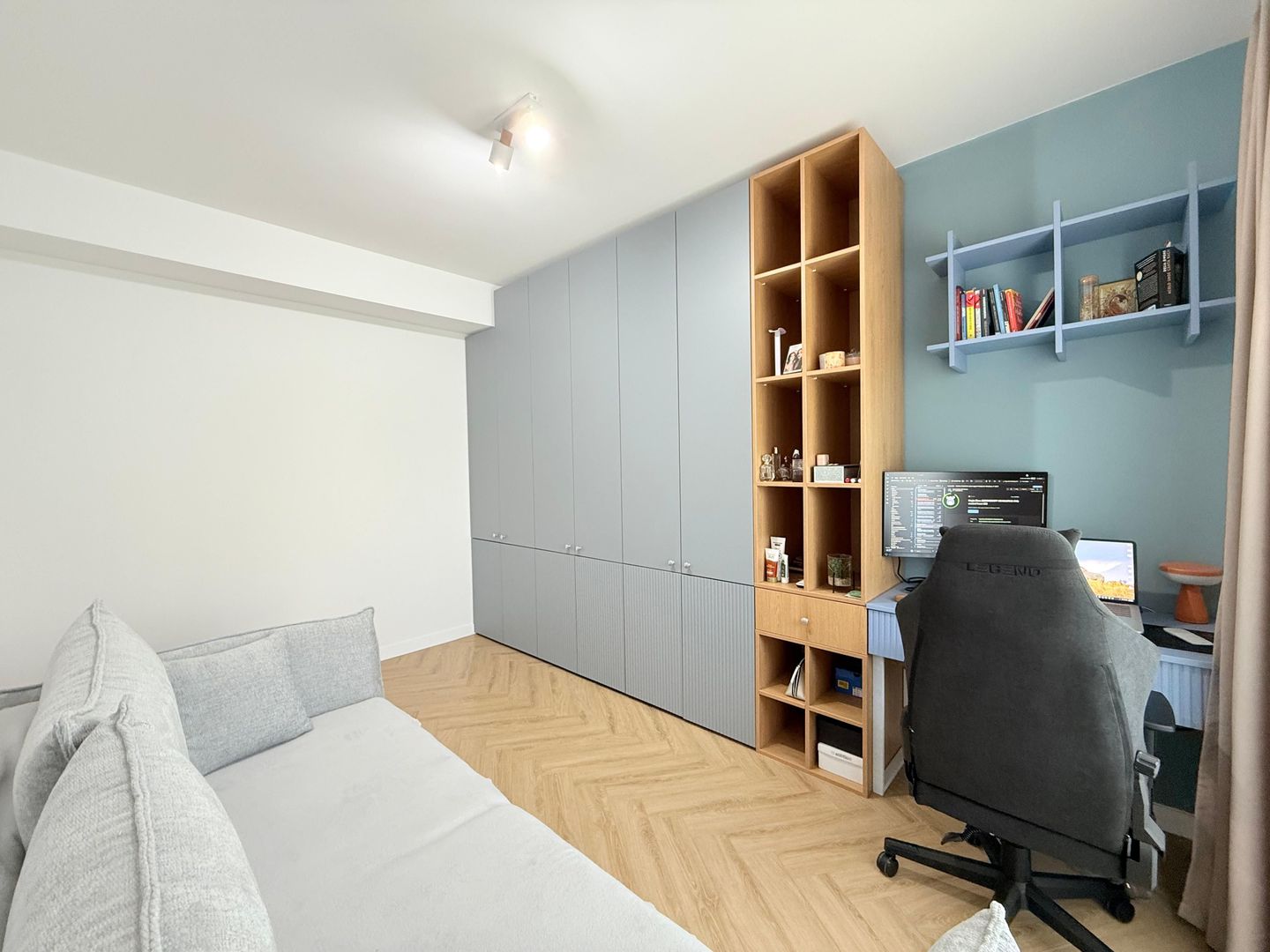 Vila 4 camere | 3 dormitoare | 3 bai | Gradina | Toate Utilitatile - Poză 20