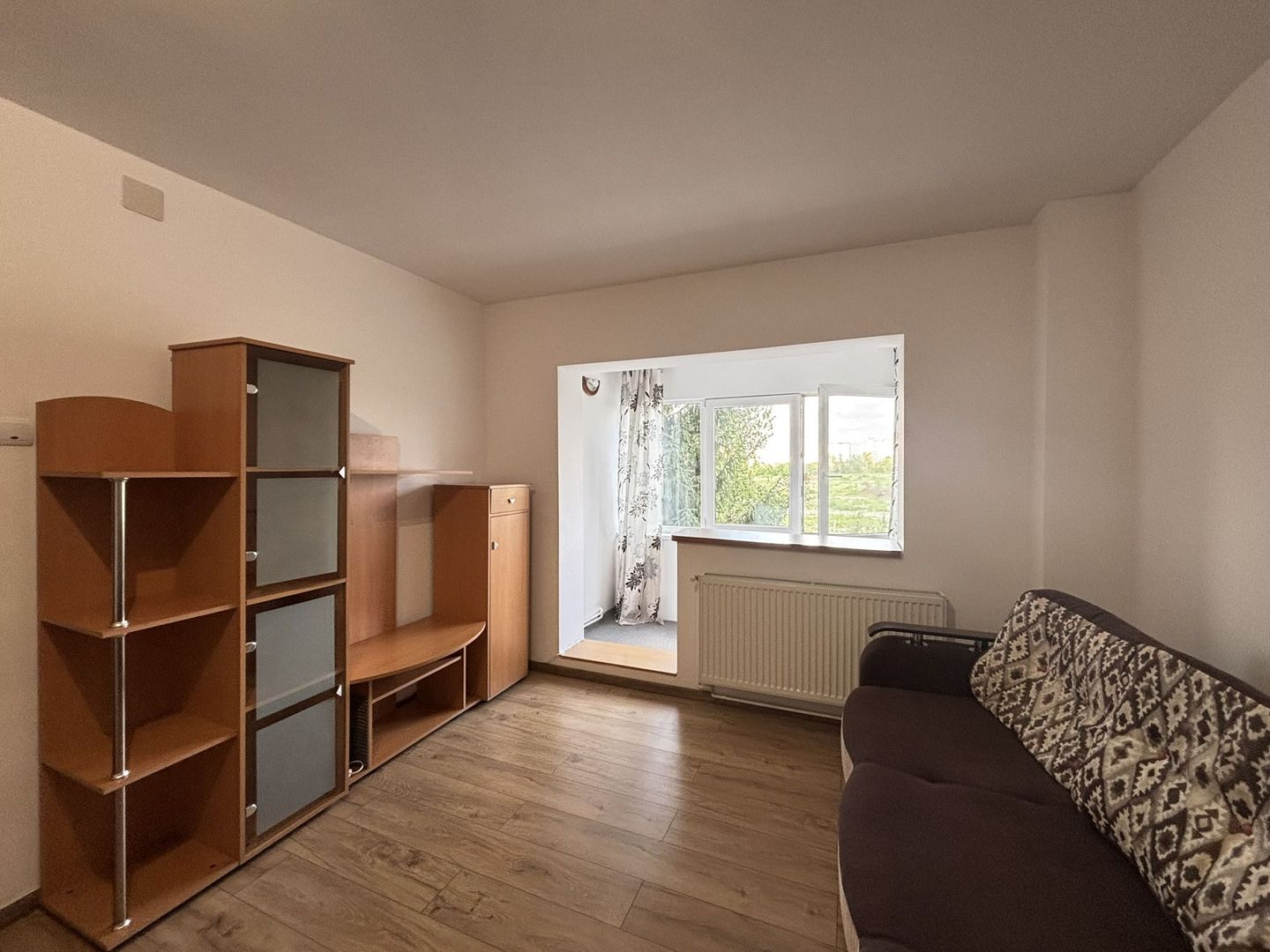 2 camere strada Toamnei in Centrul Civic. - Poză 1