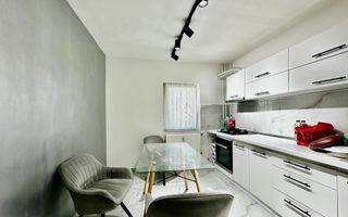 Apartament spatios cu 4 camere | Renovat | Zona Bucovina - Poză 6