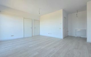 Apartament 3 camere | Etaj 8 | Confort și lumină naturală - Poză 2