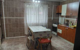 Casă Spațioasă P+1+M, 265 mp Utili, 1000 mp Teren – Toate Utilitățile, Vânători - Poză 28