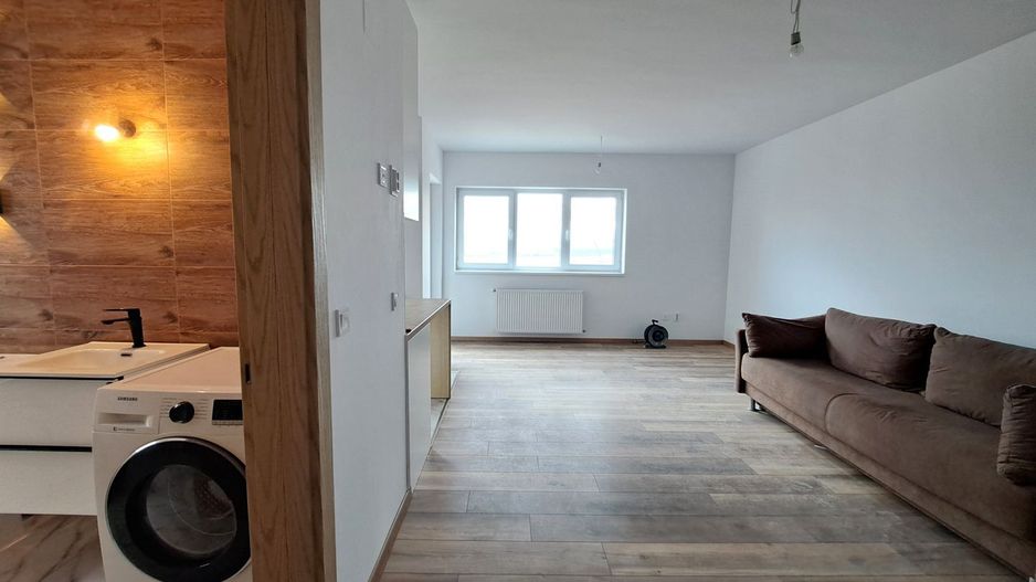 Apartament 2 camere- bloc intabulat - zona Shopping City Sibiu - Poză 2