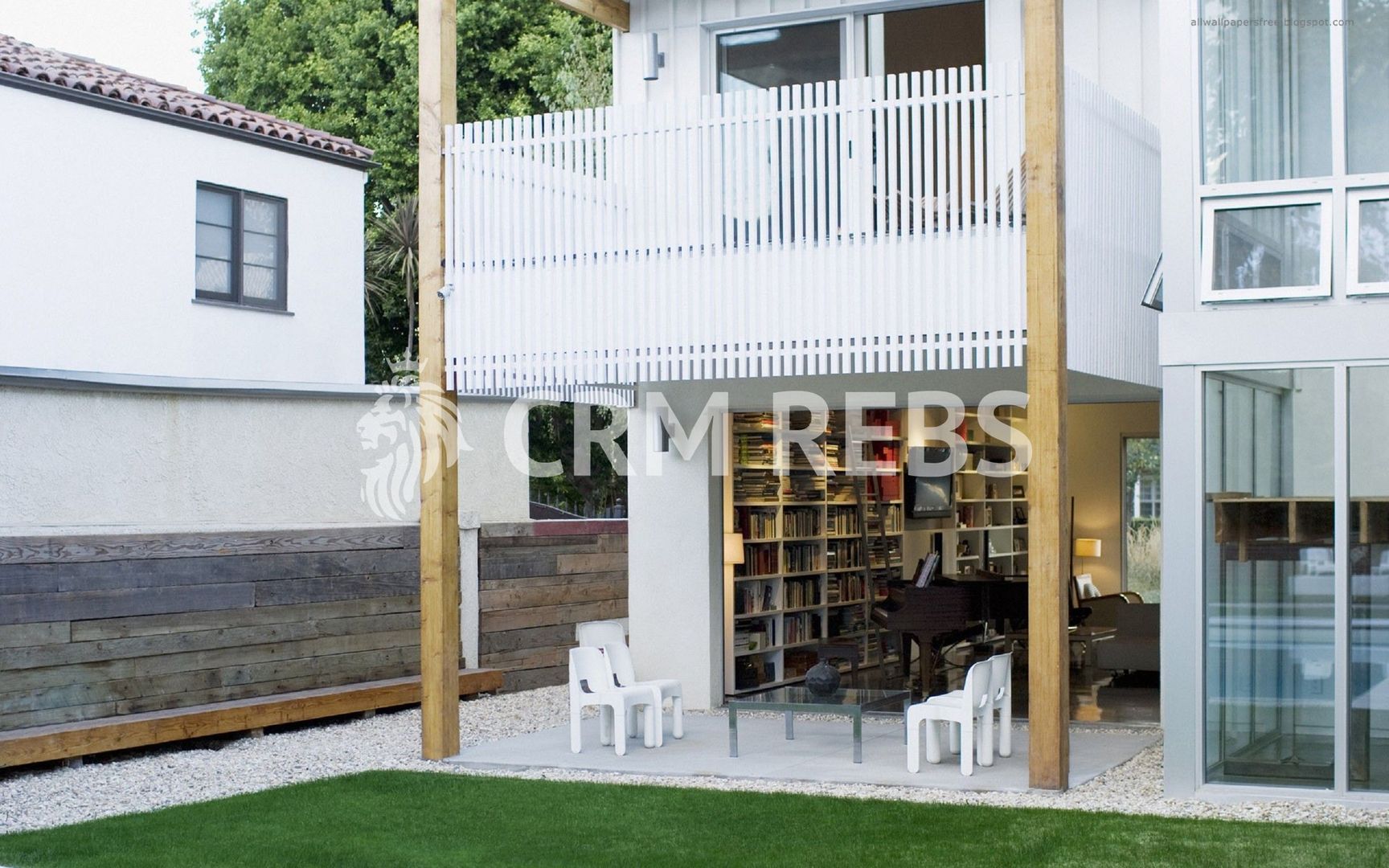 Casa cu potential de extindere de vanzare in Centru - Poză 1