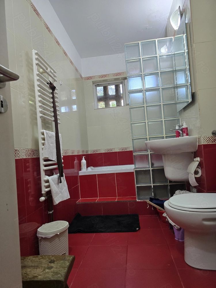 vand apartament 3 camere Circumvalatiunii  Favorit amenajat centrala - Poză 7