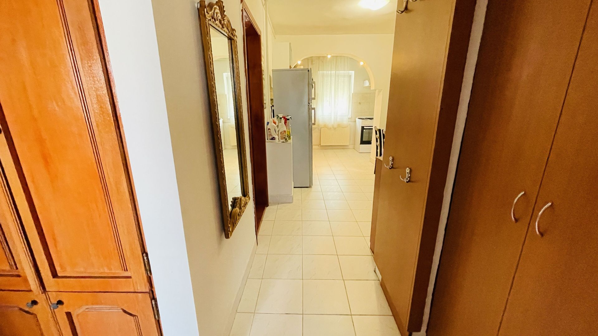 Apartament spațios și luminos -trei camere în Matei Basarab - Poză 9