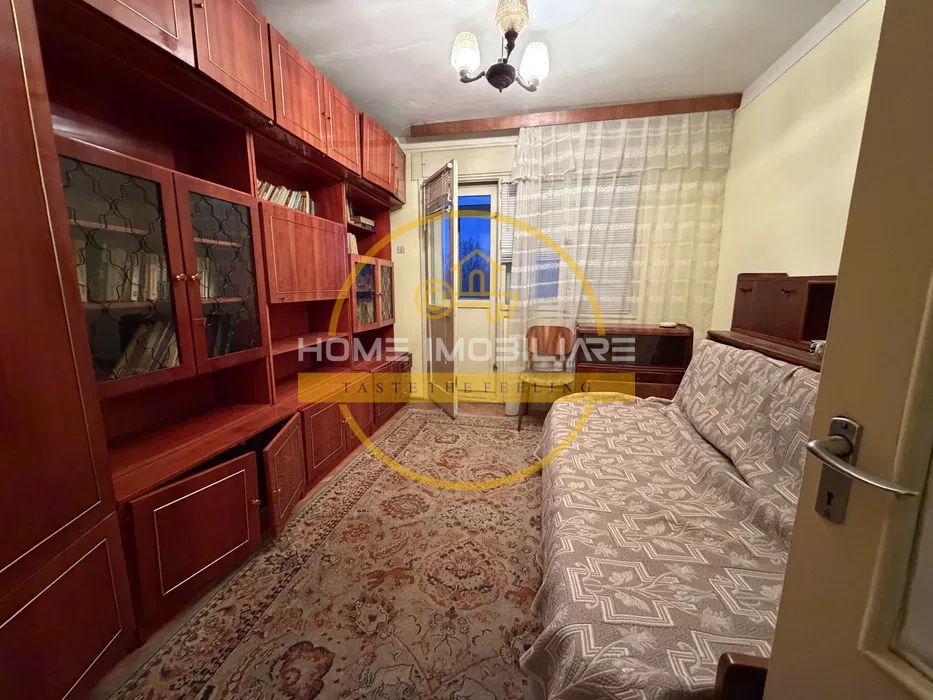 Apartament cu 3 camere/ 64 mp/ zona Tatarasi - Poză 2