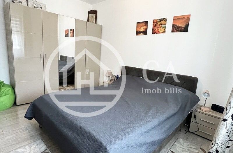 Casă de vanzare cu 4 camere in Cartierul Tineretului, Oradea - Poză 8