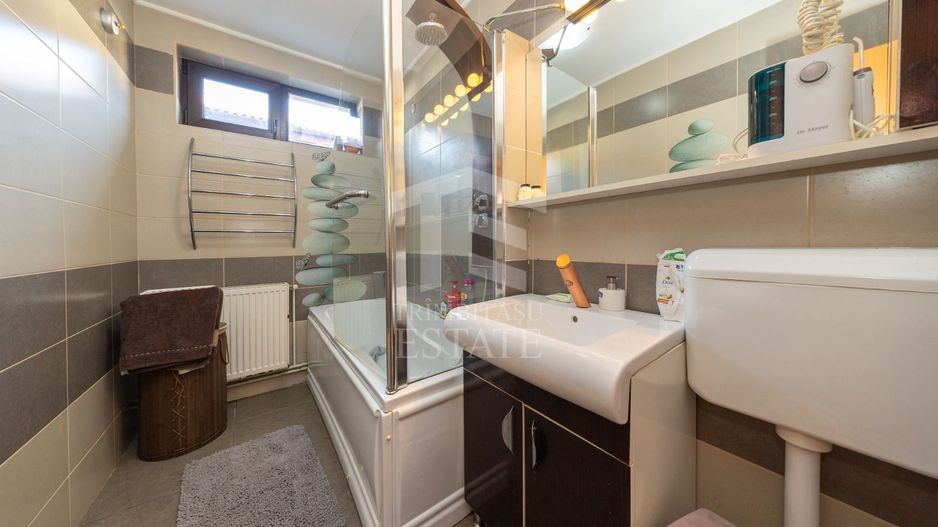 Sânpetru-Apartament cu 3 camere+terasa 20 mp - Poză 10