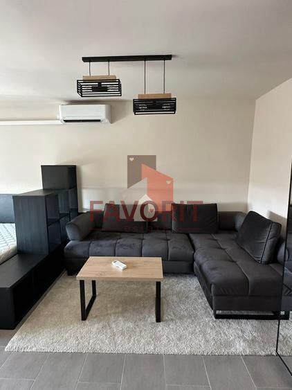1 camera | Renovat lux | Centrala proprie | Lift | Zona excelenta | - Poză 1