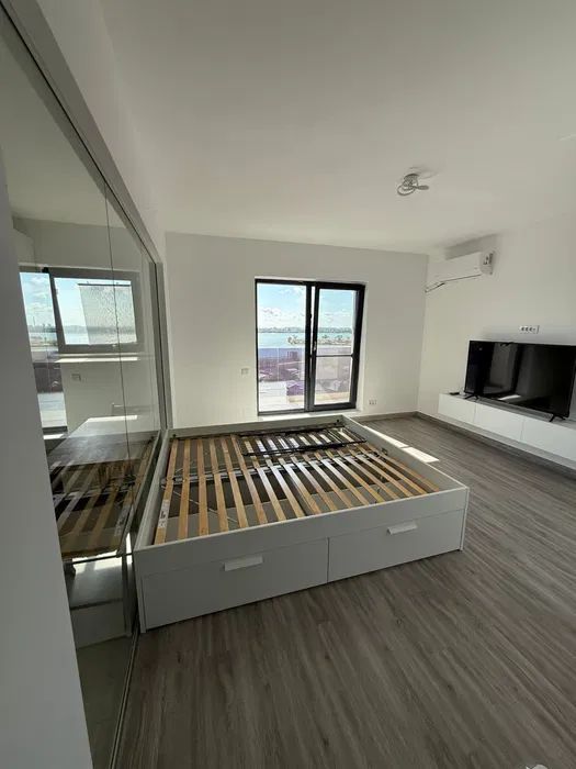 Studio modern-  vedere Lacul Morii - Poză 3