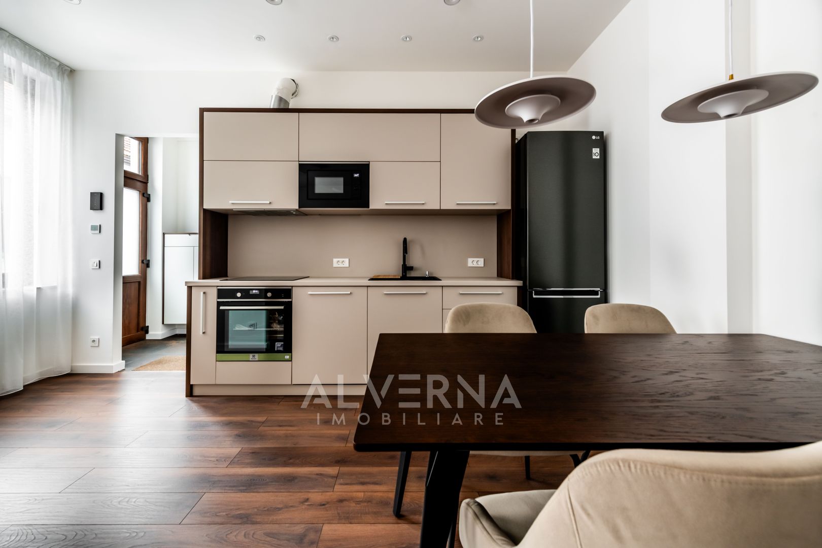 Apartament 3 camere - tip duplex | 80mp | Semicentral - str. Paris - Poză 18