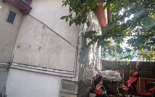Casă de vânzare în Iași, zona Țicău, lângă Sărăriei - 123 mp + beci și 600 mp teren - Poză 4