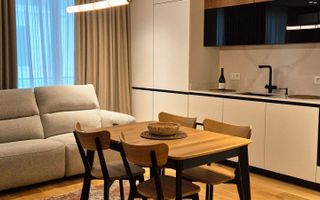 Chirie apartament PREMIUM în inima Chișinăului – Square Residence - Poză 1