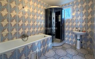 Casa unifamilială cu teren generos - Poză 8