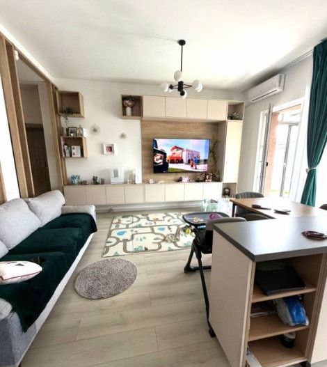 Casa individuala, 4 camere, Cu panouri si pompa de caldura, Mobilata - Poză 2