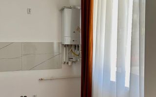 Apartament spațios cu 3 camere la parter înalt în zona Poligon Floreșt - Poză 5