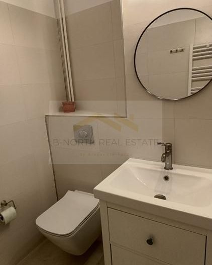 Apartament vis-a-vis Marriott Hotel: central, curat, modern, functional. - Poză 10