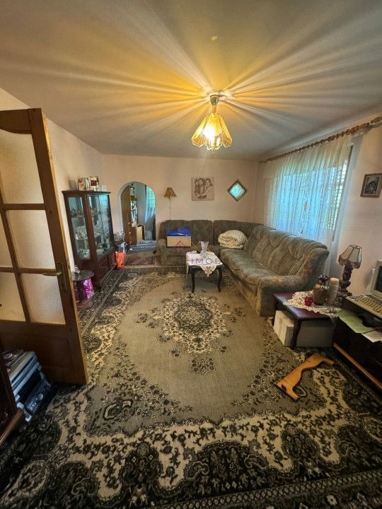 Casa 3 camere + Anexe, garaj, teren 2500 m2, an 1974, CT, Magurele, PH - Poză 16