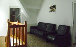 Pensiune de vanzare P+E Busteni - central - Poză 23