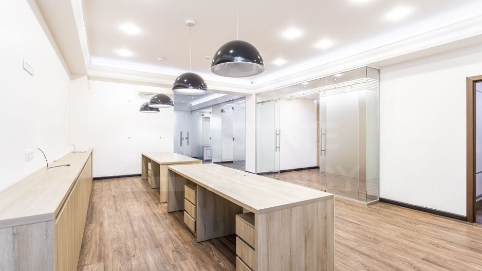 Chirie, oficiu, 116 mp, str. București, Centru - Poză 5