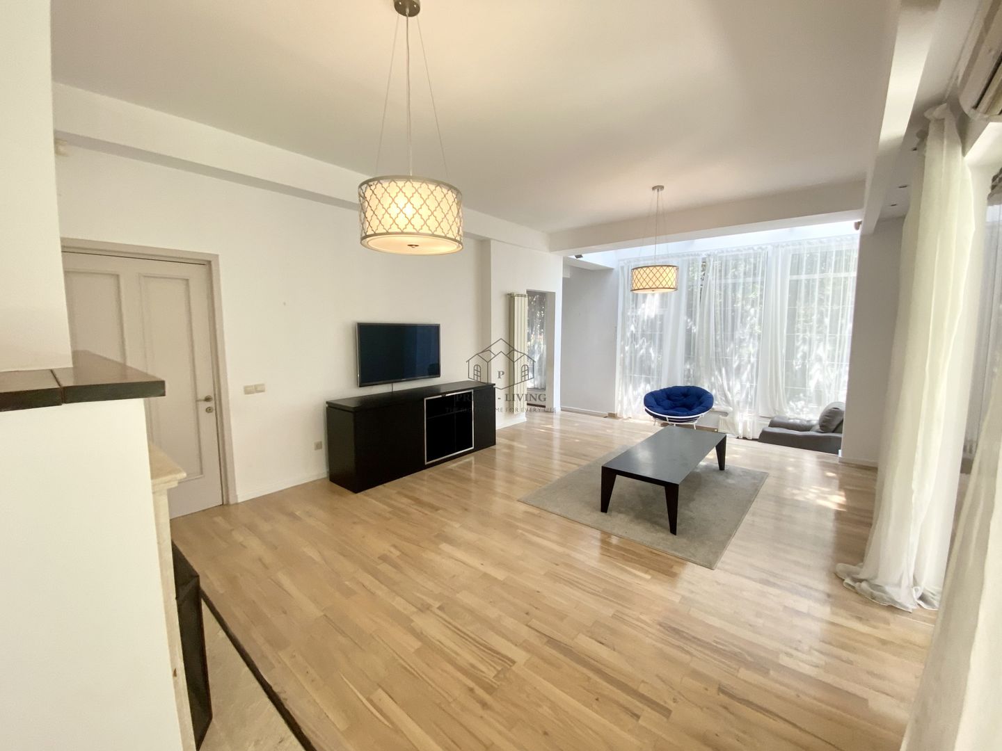 VILA LA INCHIRIERE CU 6 CAMERE IN COMPLEX REZIDENTIAL, IANCU NICOLAE - Poză 3