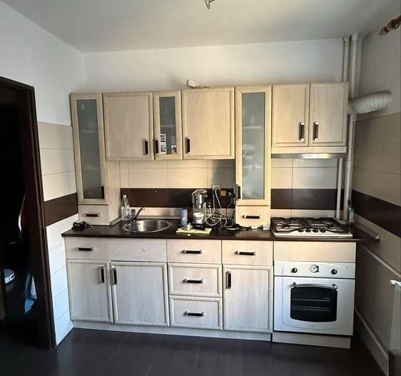 GARSONIERA- BRANCOVEANU, PET-FRIENDLY, PARCARE, BUCATARIE INCHISA - Poză 1