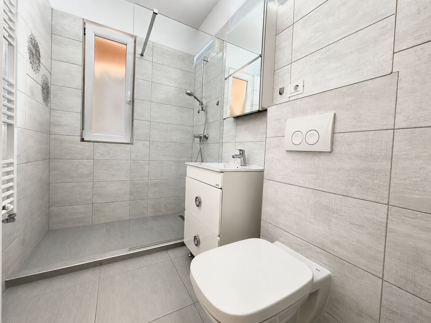 Garsonieră modernă de închiriat – Ioan Popasu, Brașov - Poză 7