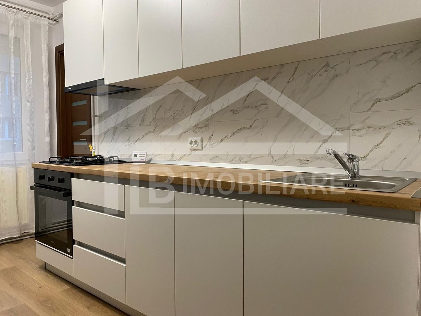 Apartament cu 2 camere, 50 mp, decomandat, Zona Fortuna - Poză 8