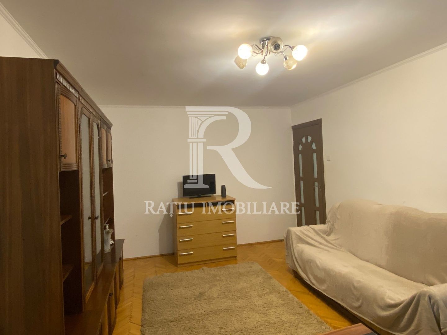 Apartament 3 camere | Bulevardul Stefan Cel Mare | Oradea - Poză 2