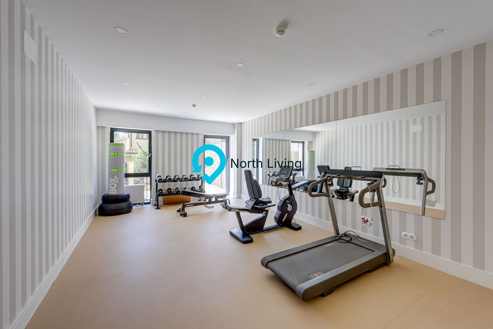 Ansamblu securizat | 2 camere | Triana - Zona Pipera | Piscina - Poză 19