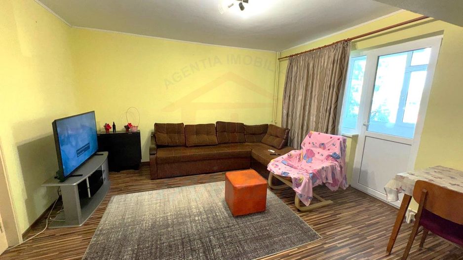 88.000 euro, APARTAMENT 3 camere, 2 balcoane, etaj2 , Micro38 - Poză 1