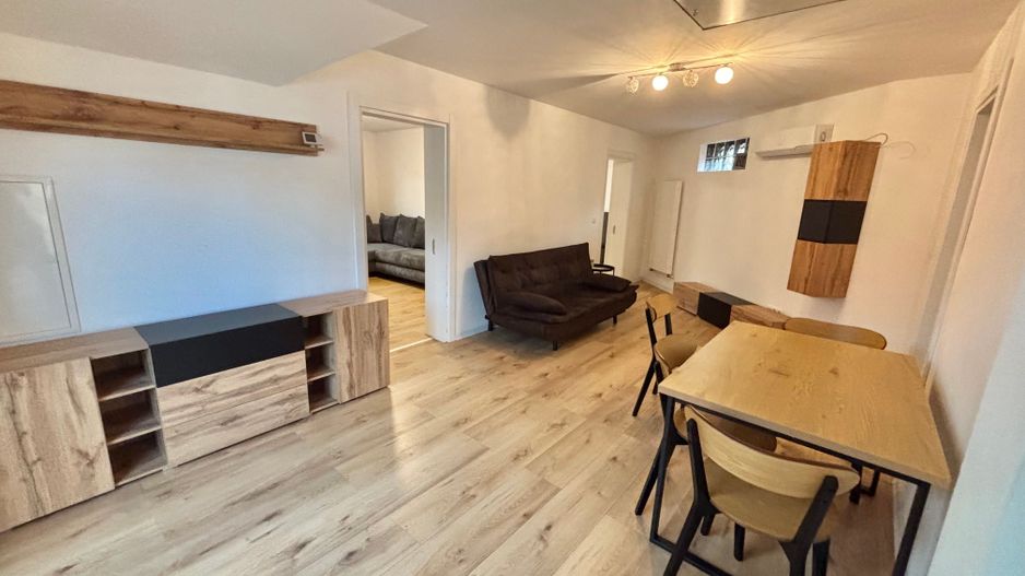 Apartament spațios cu 3 camere , - LA CURTE - 83 mp - Poză 8