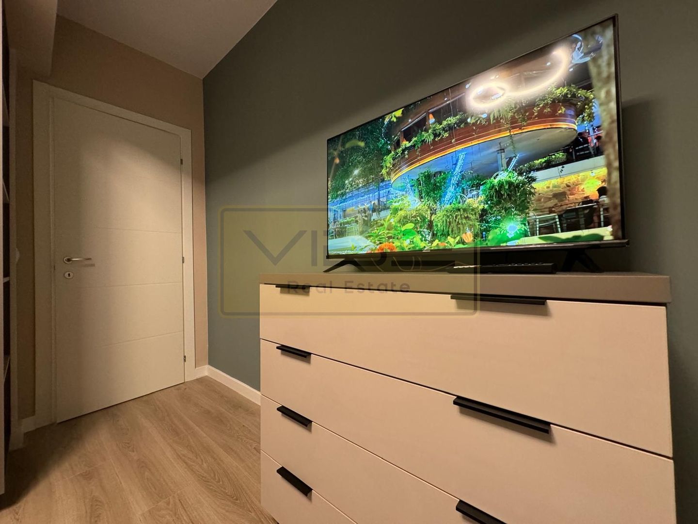 Apartament 2 camere premium + parcare Conest Evolution - Poză 21