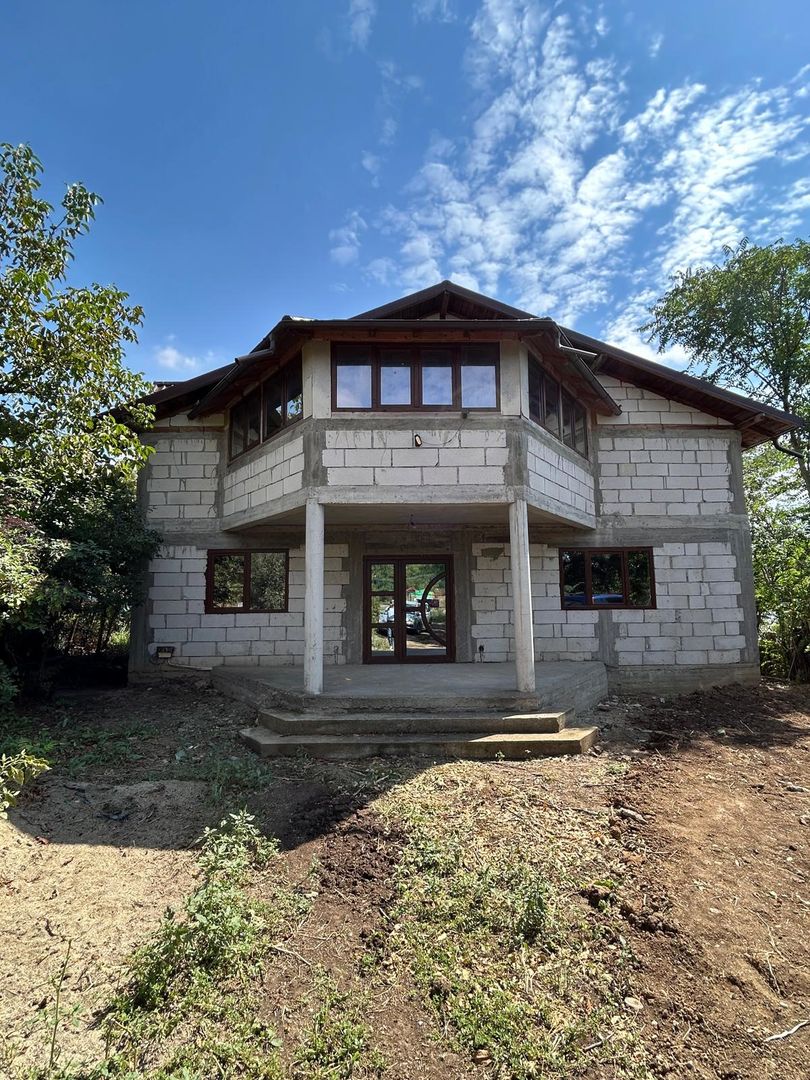 Vanzare Vila la gri Teren 800mp Lacul Mostistea - Poză 3