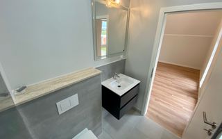 Casa intabulata, finisata LA CHEIE- Talmaciu, zona cu peisaj superb - Poză 7