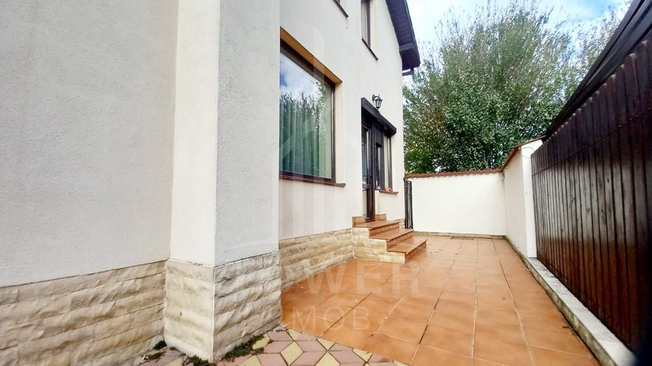 Proprietate deosebită de vânzare în Șelimbăr (zona Dracula) - Poză 10