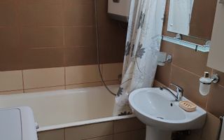 vand garsoniera zona Bulevard Tudor Vladimirescu,etaj superior - Poză 6