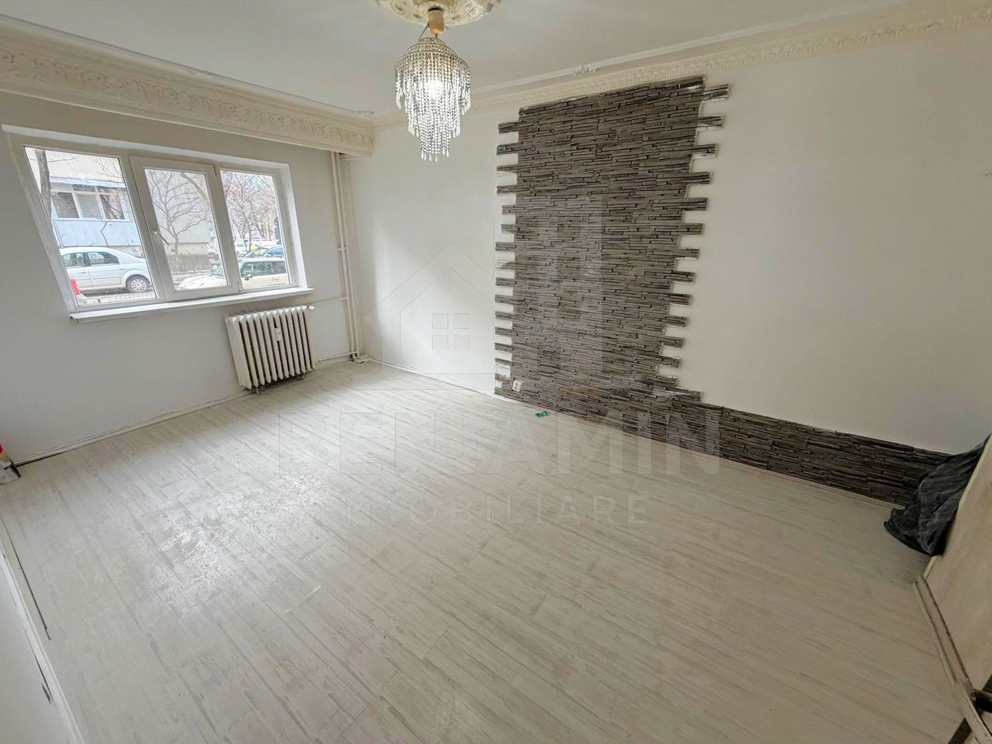 4 Decomandate-Doua bai-Parter-Disponibil Imediat-Zona linistita - Poză 1