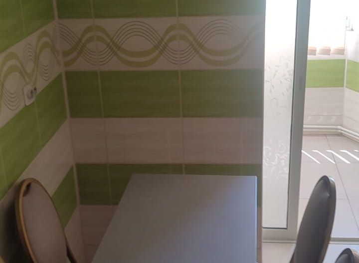 Vanzare apartament 3 camere Mazepa, etaj 8/10, 80 mp - Poză 2