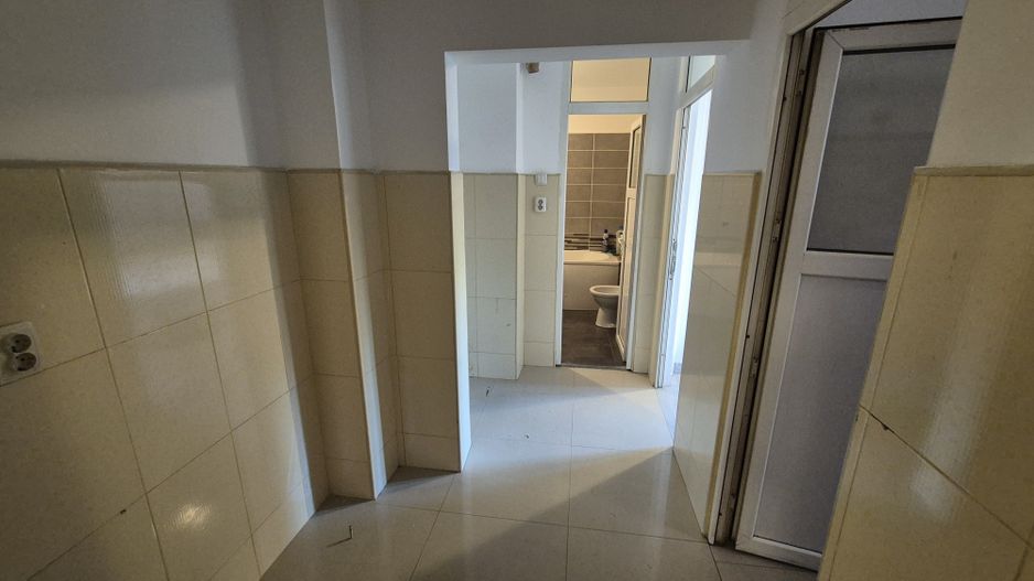 Spatiu comercial 78,66 mp - sos. Virtutii - Poză 10