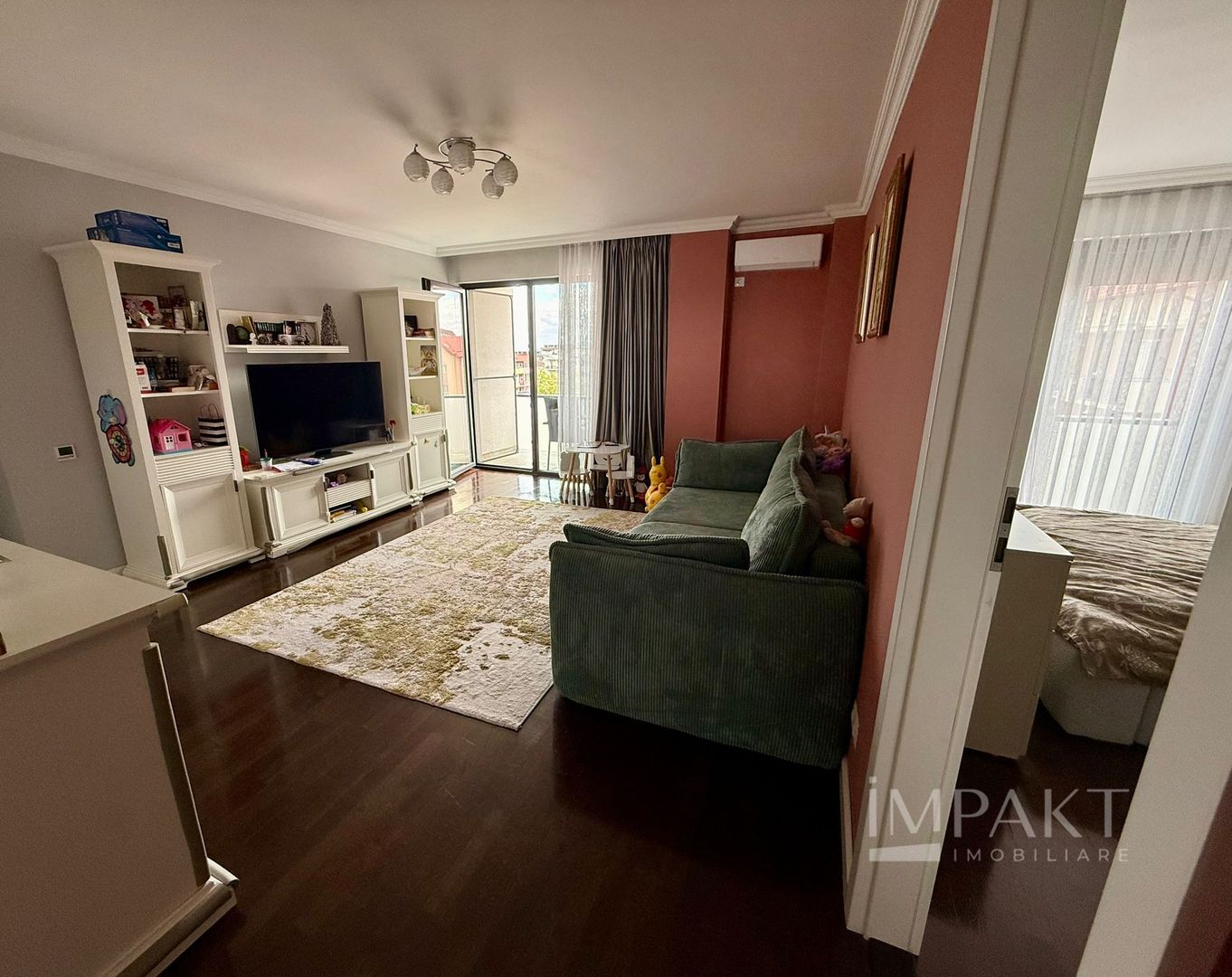 Apartament modern cu 2 camere, garaj si boxa in cartierul Buna Ziua - Poză 2