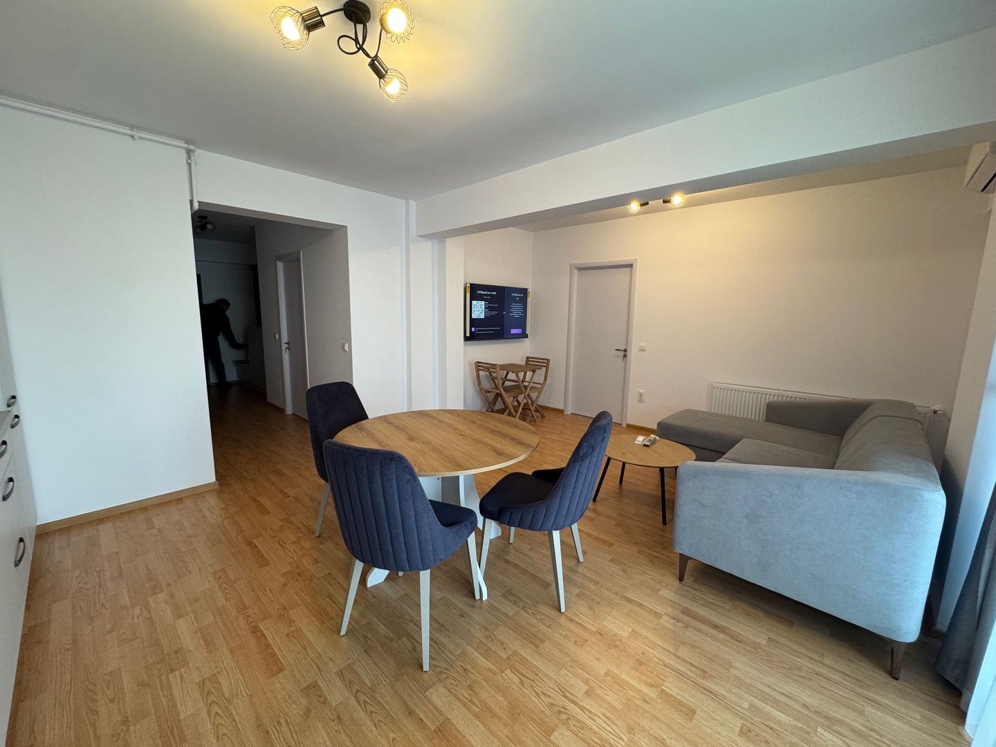 Ap 2 camere Otopeni 23 august, PRIMA CHIRIE, LUX - Poză 4