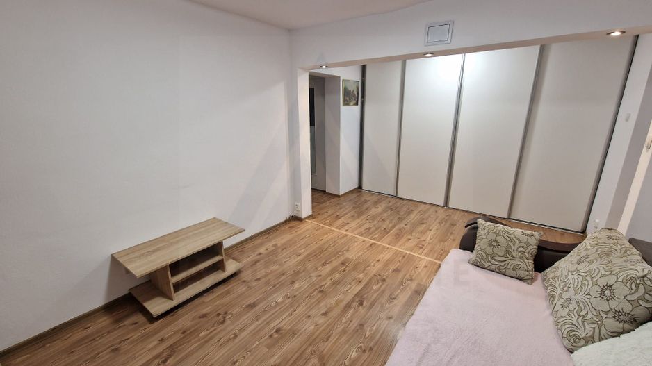 Apartament 3 camere 2 bai 66mp + pivnita Terezian - Poză 4