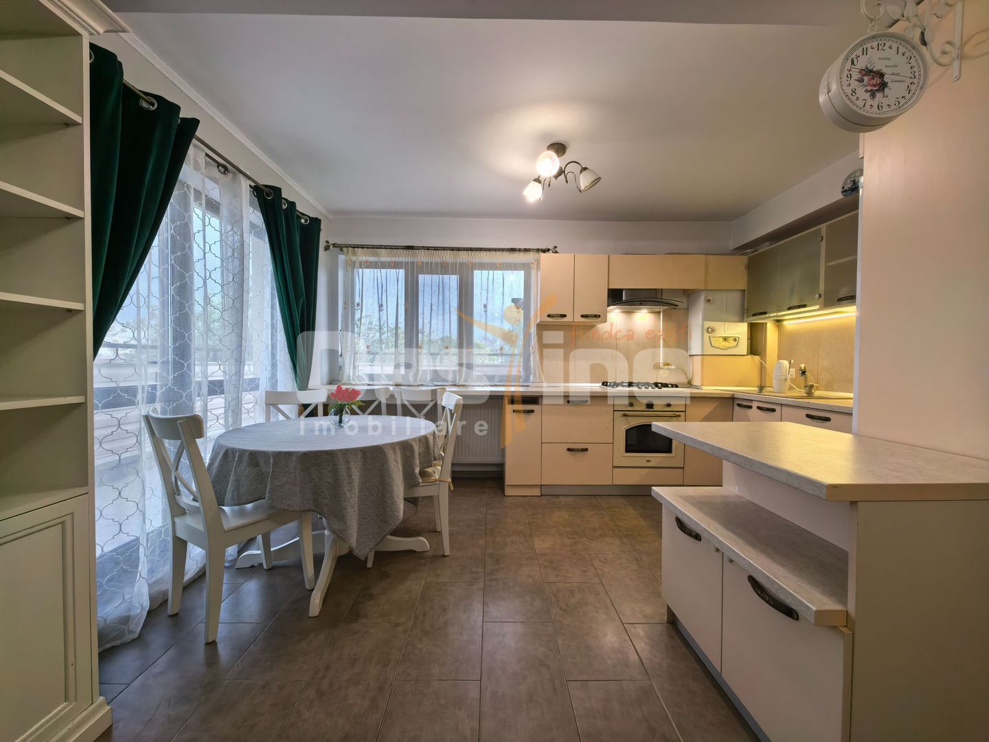 Apartament 3 camere 2 bai 85mp + 27mp terasă Nicolina 1 - Poză 9